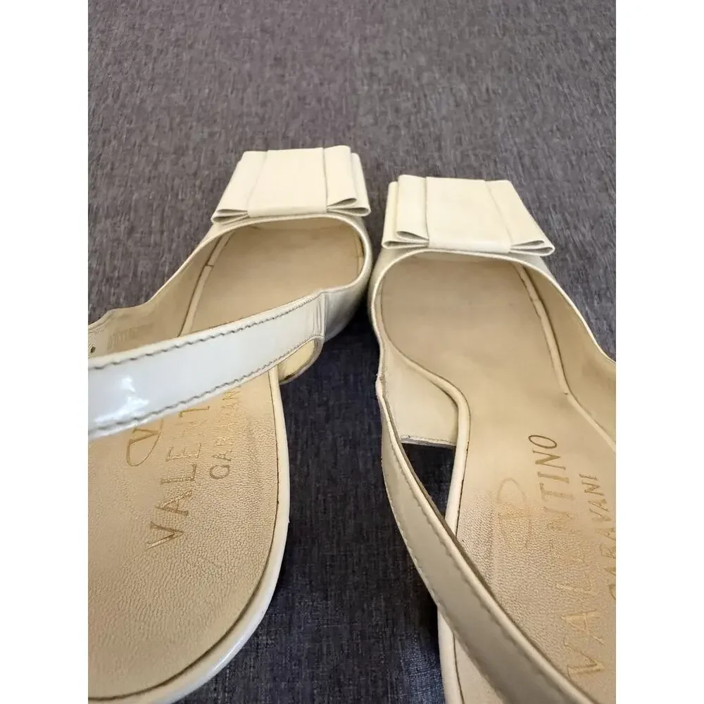 Valentino Garavani Slingback Heel Open Toe Bow Top Gold Block Heel 38 1/2